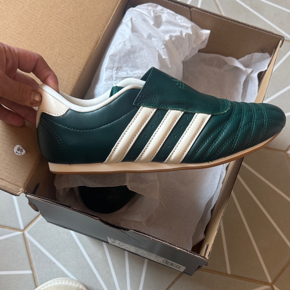 Adidas Taekwondo W Green and White Shoes NIB SZ 7.5